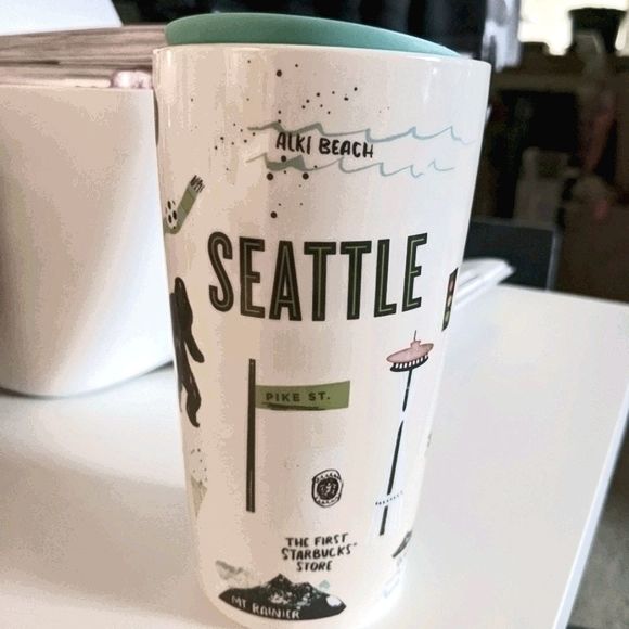 N.W.T's Seattle Starbucks Coffee Tumbler. - Picture 3 of 8